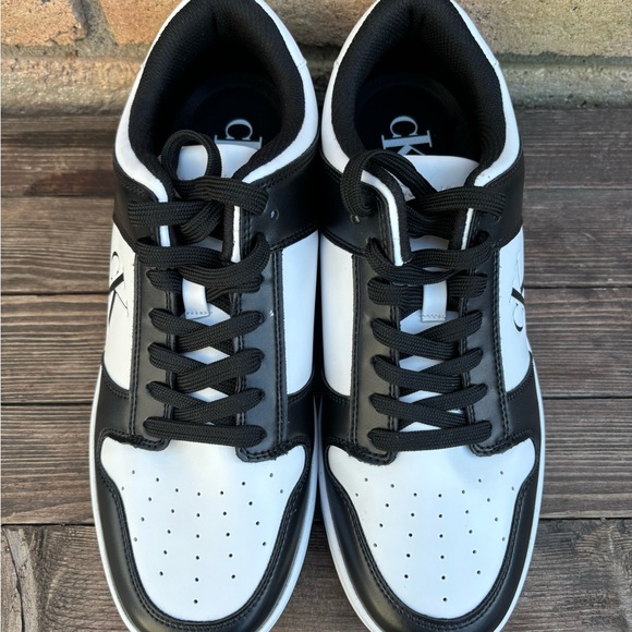 Calvin Klein Size 10.5 Men Low Cmdavery2-r  Sneakers Black/white New Without Box - Picture 10 of 14